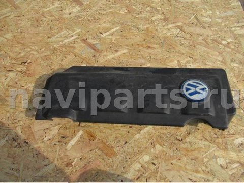 Декоративная крышка двигателя Volkswagen LT, 1991 г., OEM 94070471036, арт. 0072447