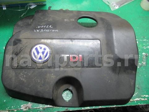 Декоративная крышка двигателя Volkswagen Sharan, 2001 г., OEM 7m3103925b, арт. 0090189