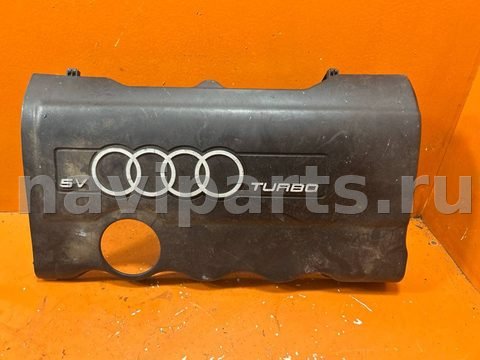 Декоративная крышка двигателя Audi A4, 1995 г., OEM 058103724B, арт. 01022174