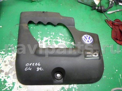 Декоративная крышка двигателя Volkswagen Golf, 1999 г., OEM 06a103925aj, арт. 0104324