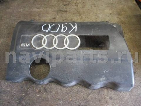 Декоративная крышка двигателя Audi A4, 1996 г., OEM 058103724c, арт. 0117378