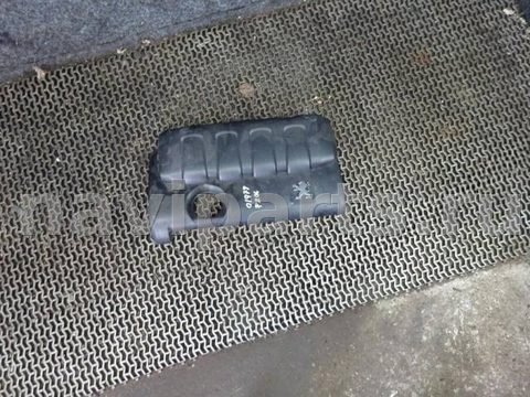 Декоративная крышка двигателя Peugeot 206, 2005 г., OEM 9648443480, арт. 0155329