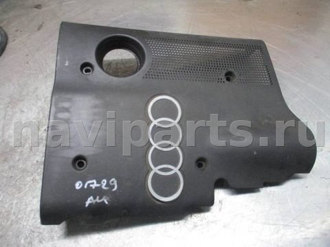 Декоративная крышка двигателя Audi A4, 2000 г., OEM 06b103935h, арт. 0159326