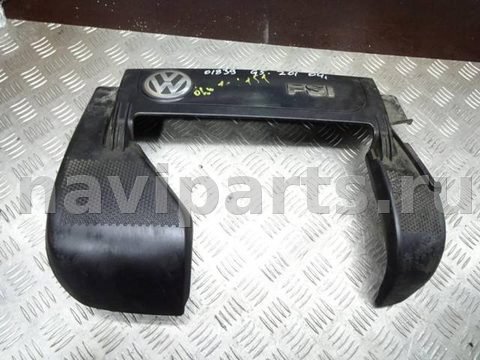 Декоративная крышка двигателя Volkswagen Golf, 2004 г., OEM 06f103925, арт. 0162343