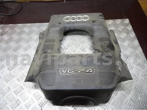 Декоративная крышка двигателя Audi A6, 2003 г., OEM 078103927, арт. 0179172