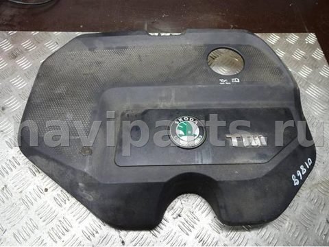 Декоративная крышка двигателя Skoda Fabia, 2006 г., OEM 038103925e, арт. 0179376