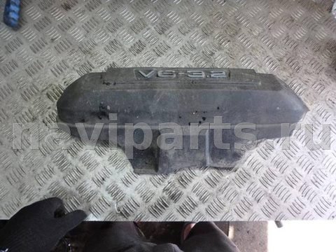 Декоративная крышка двигателя Audi A6, 2004 г., OEM 06e103925, арт. 0198472
