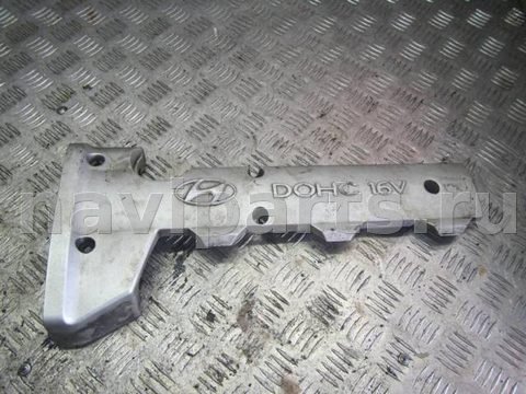 Декоративная крышка двигателя Hyundai Coupe, 2004 г., арт. 0210904