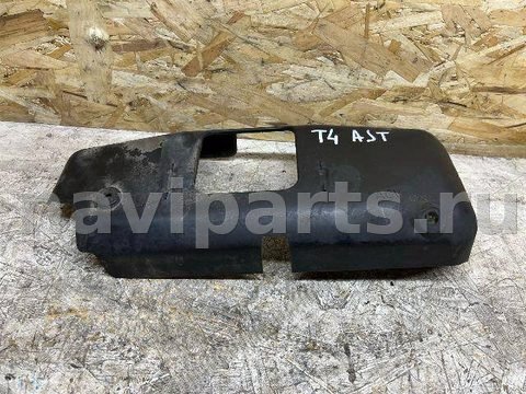 Декоративная крышка двигателя Volkswagen Transporter T4, 2002 г., арт. 107052530