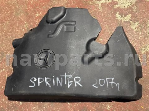 Декоративная крышка двигателя Mercedes Sprinter, 2017 г., OEM 6510106423, арт. 110435503