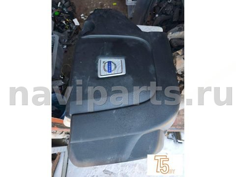 Декоративная крышка двигателя Volvo XC60, 2011 г., OEM 31319190, арт. 1213