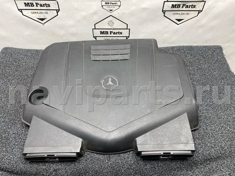 Декоративная крышка двигателя Mercedes GLS X166, 2015 г., OEM a6420107067, арт. 1310