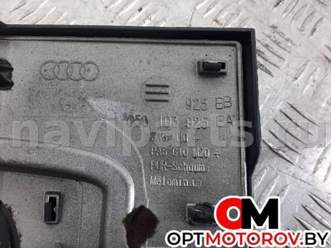 Декоративная крышка двигателя Audi A6, 2007 г., OEM 059103925BB, арт. 23843