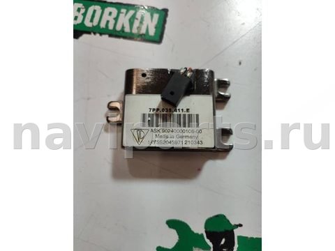 Новое Porsche Cayenne, 2013 г., OEM 7PP035411E, арт. 14564
