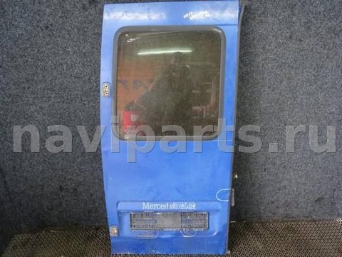 Дверь задняя распашная левая Mercedes Sprinter, 2002 г., арт. 0150673