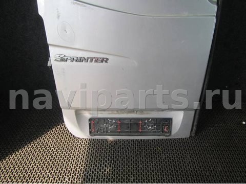Дверь задняя распашная левая Mercedes Sprinter, 2007 г., арт. 0190438, фото 14