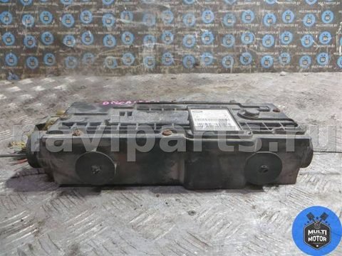 Новое Land-Rover Discovery, 2011 г., OEM AH222C496AD, арт. 00083998, фото 2