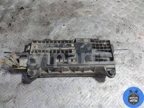 Новое Land-Rover Discovery, 2011 г., OEM AH222C496AD, арт. 00083998, фото 4