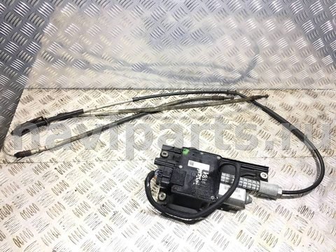 Новое Opel Insignia, 2010 г., OEM 13310023, арт. 16761
