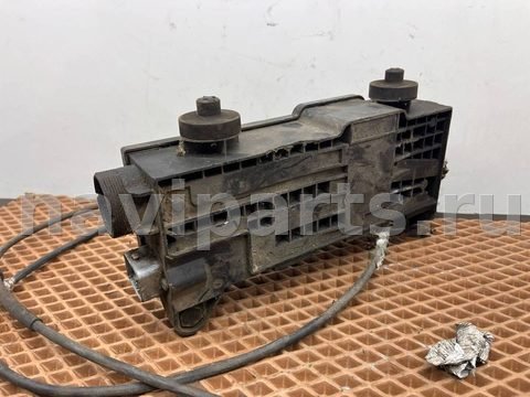Новое Land-Rover Discovery, 2011 г., OEM LR032104, арт. 19897_1, фото 7