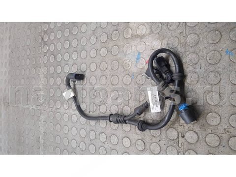 Новое Volkswagen Touareg, 2014 г., OEM 7P0609724B, арт. 21385068