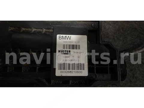 Новое BMW 7 F01/F02, 2014 г., OEM 6864132, арт. 242-27, фото 2