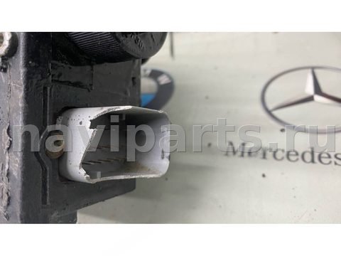 Новое BMW X5 E70, 2012 г., OEM 6850289, арт. 242-44, фото 3