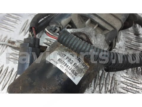 Новое Jaguar XF, 2009 г., арт. 6KR18K101, фото 3