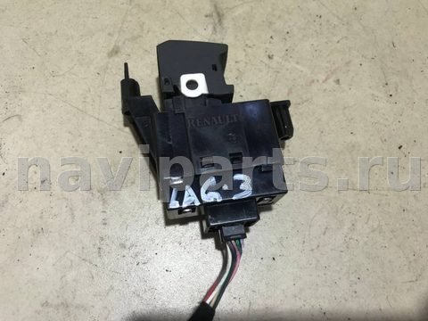 Новое Renault Laguna, 2011 г., арт. F168-6365