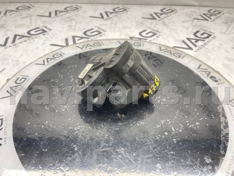 Новое Volkswagen Atlas Cross Sport, 2022 г., OEM 5QM615406, арт. V8632_9, фото 3