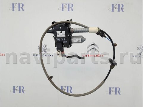 Новое Peugeot 3008, 2014 г., OEM 9673094880, арт. W6472052