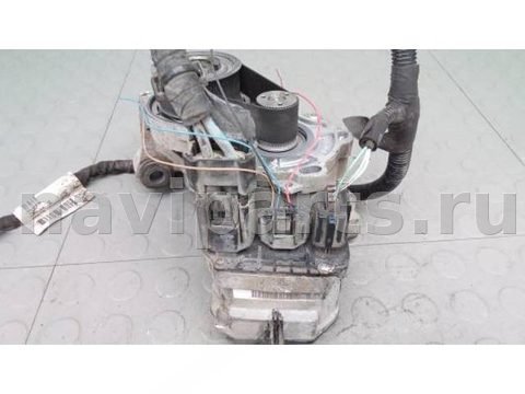 Новое Volvo V40, 2018 г., арт. 7BM02OM01, фото 4