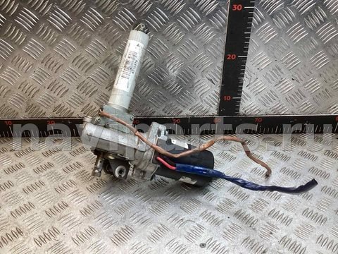 Новое Toyota Yaris, 2005 г., OEM SPW1923, арт. A775370