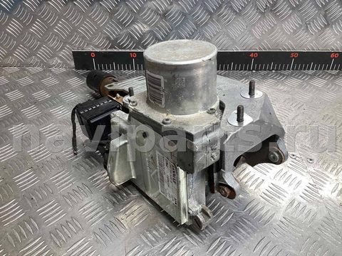 Новое Renault Megane, 2006 г., OEM 8200795910A, арт. A867432, фото 2