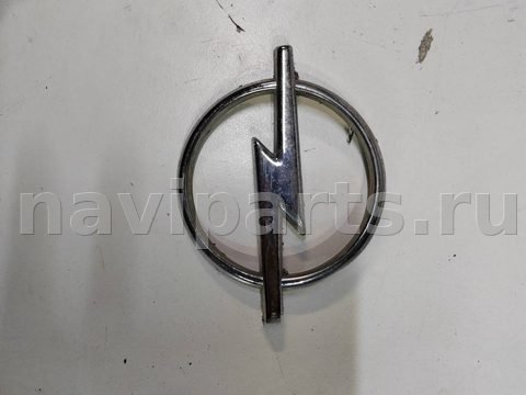 Новое Opel Omega, 1998 г., арт. 105312130