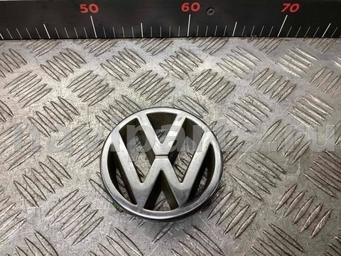 Новое Volkswagen Transporter T4, 1997 г., OEM 3A0853601, арт. A825010