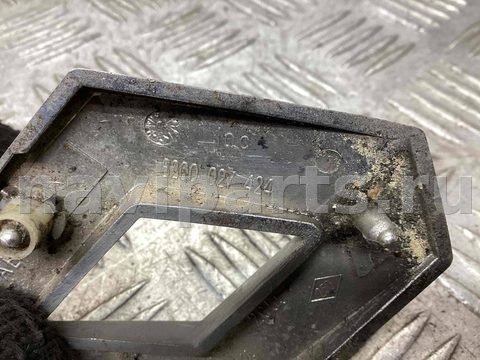 Новое Renault Laguna, 2001 г., OEM 8200027424, арт. A825017, фото 3