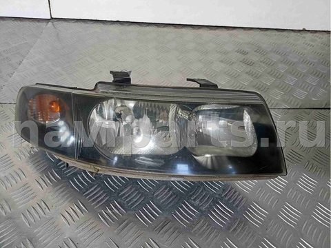 Фара правая Seat Toledo, 2002 г., OEM 67742701, арт. 005356