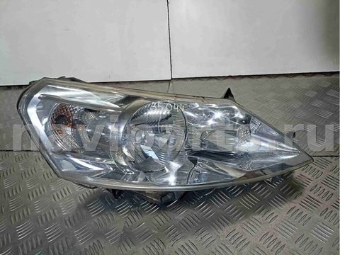Фара правая Peugeot Expert, 2007 г., OEM 89901160, арт. 005706