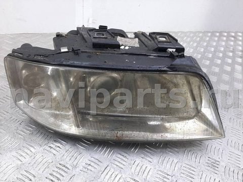 Фара правая Audi A6, 2001 г., арт. 1083501