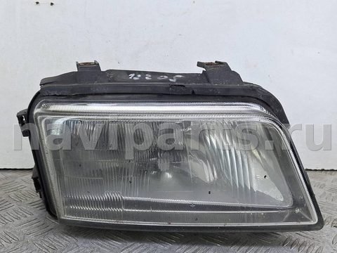 Фара правая Audi A4, 1997 г., OEM 8D0941030B, арт. 37078