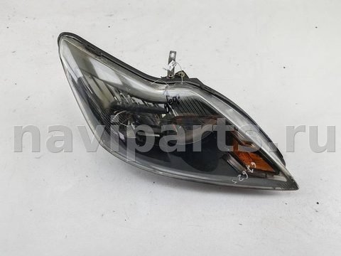 Фара правая Ford Focus, 2004 г., OEM 8M5113W029CE, арт. 54798838