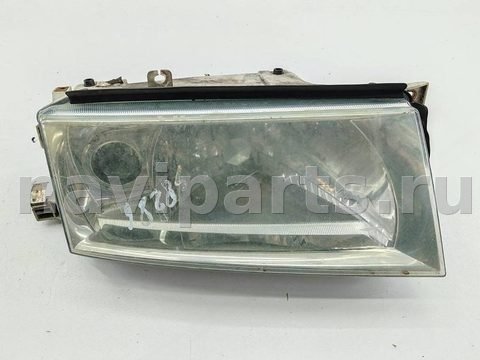 Фара правая Skoda Octavia mk1, 2003 г., OEM 1U2941016C, арт. 55218039