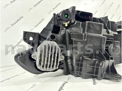 Фара правая Volvo XC90, 2018 г., OEM 32228697, арт. 602, фото 8