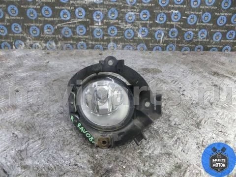 Фара противотуманная правая Toyota RAV4, 2008 г., арт. 00061542
