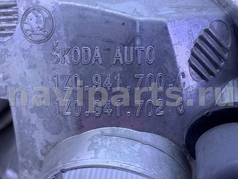 Фара противотуманная правая Skoda Octavia, 2011 г., OEM 1Z0941700C, арт. 63733, фото 6