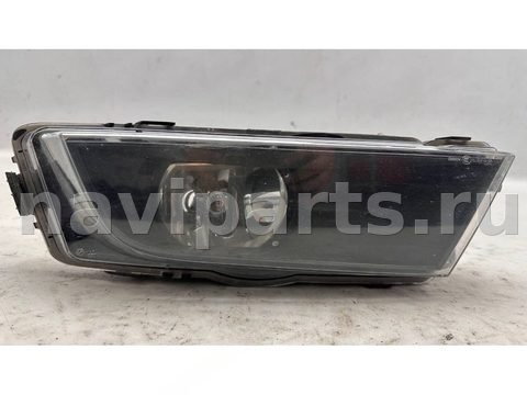 Фара противотуманная правая Skoda Octavia A7, 2013 г., OEM 5E0941702E, арт. B125636