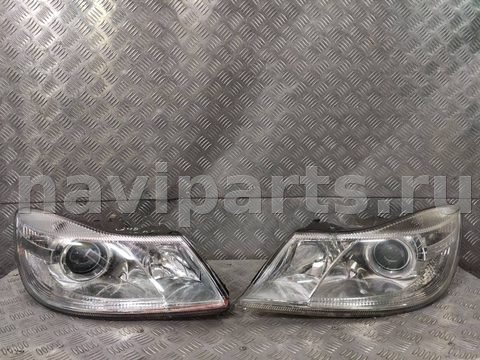 Фары передние (комплект) Skoda Octavia A5, 2009 г., OEM 1Z1941015F, арт. 106804701