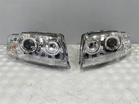 Фары передние (комплект) Audi A8 D3, 2009 г., OEM 4E0941029AR, арт. 16372