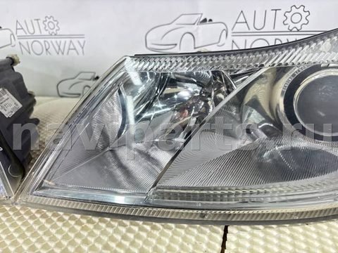 Фары передние (комплект) Skoda Octavia, 2009 г., OEM 1Z1941015G, арт. 21698, фото 8